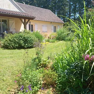 https://charmante-et-cosy-gourdon-en-quercy.midi-pyreneeshotels.com