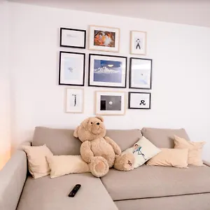 https://apt-flat-92350.fr-paris.fr